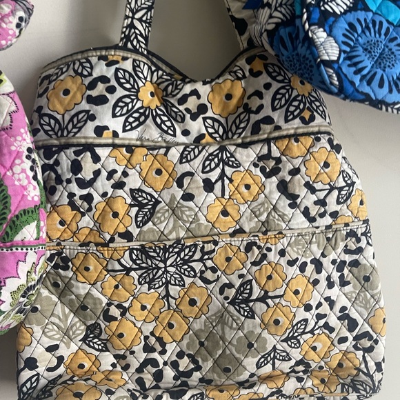 🚨Reseller Bundle 3 Vera Bradley Bags - Picture 3 of 5